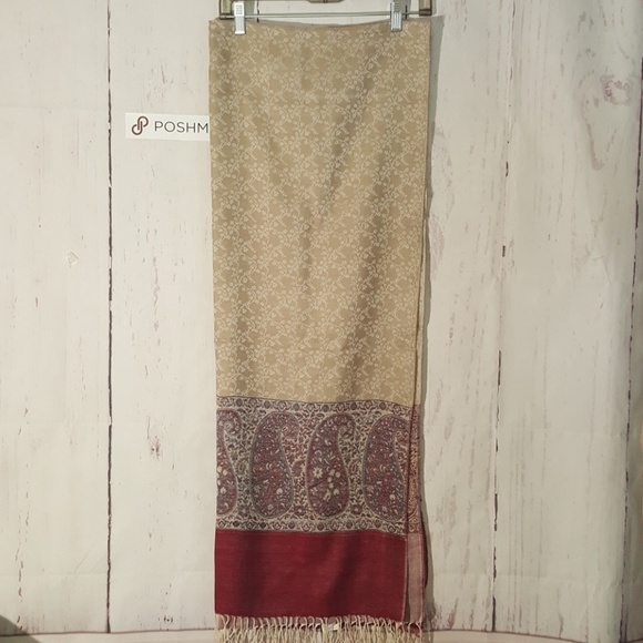 RtM Shawls Accessories - NWT RtM Scarf